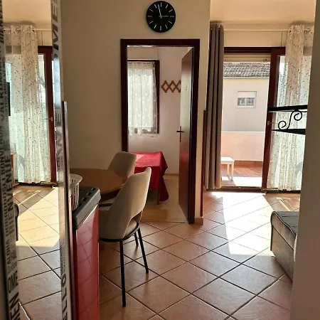 Dimora Di Nadia Apartman *